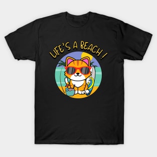 Cute orange cat Goes to the beach T-Shirt